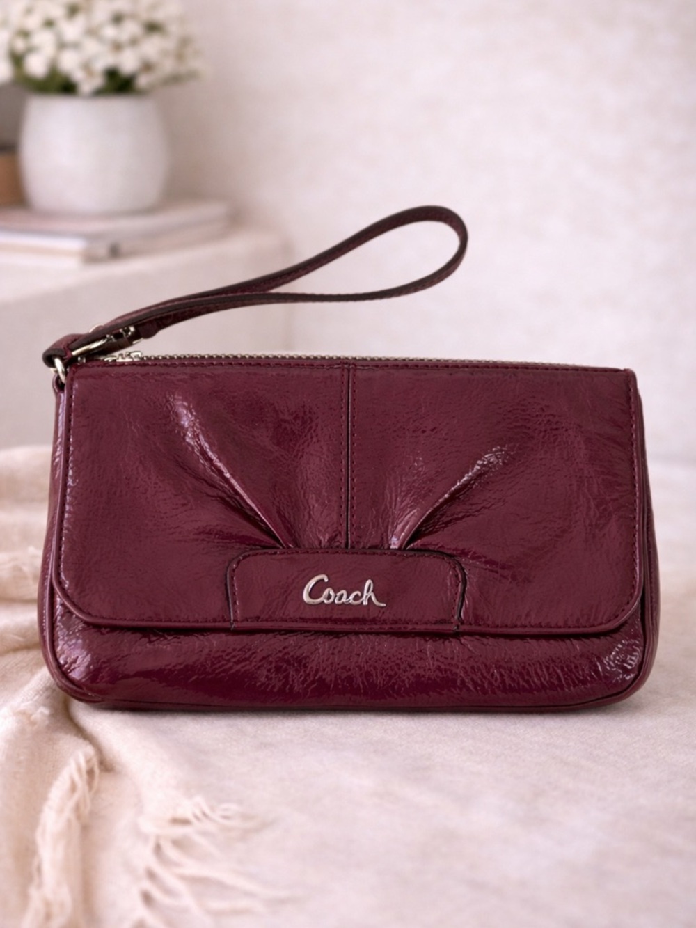 Coach Burgundy Patent Leather wallet Wristlet bag - Picture 9 of 9